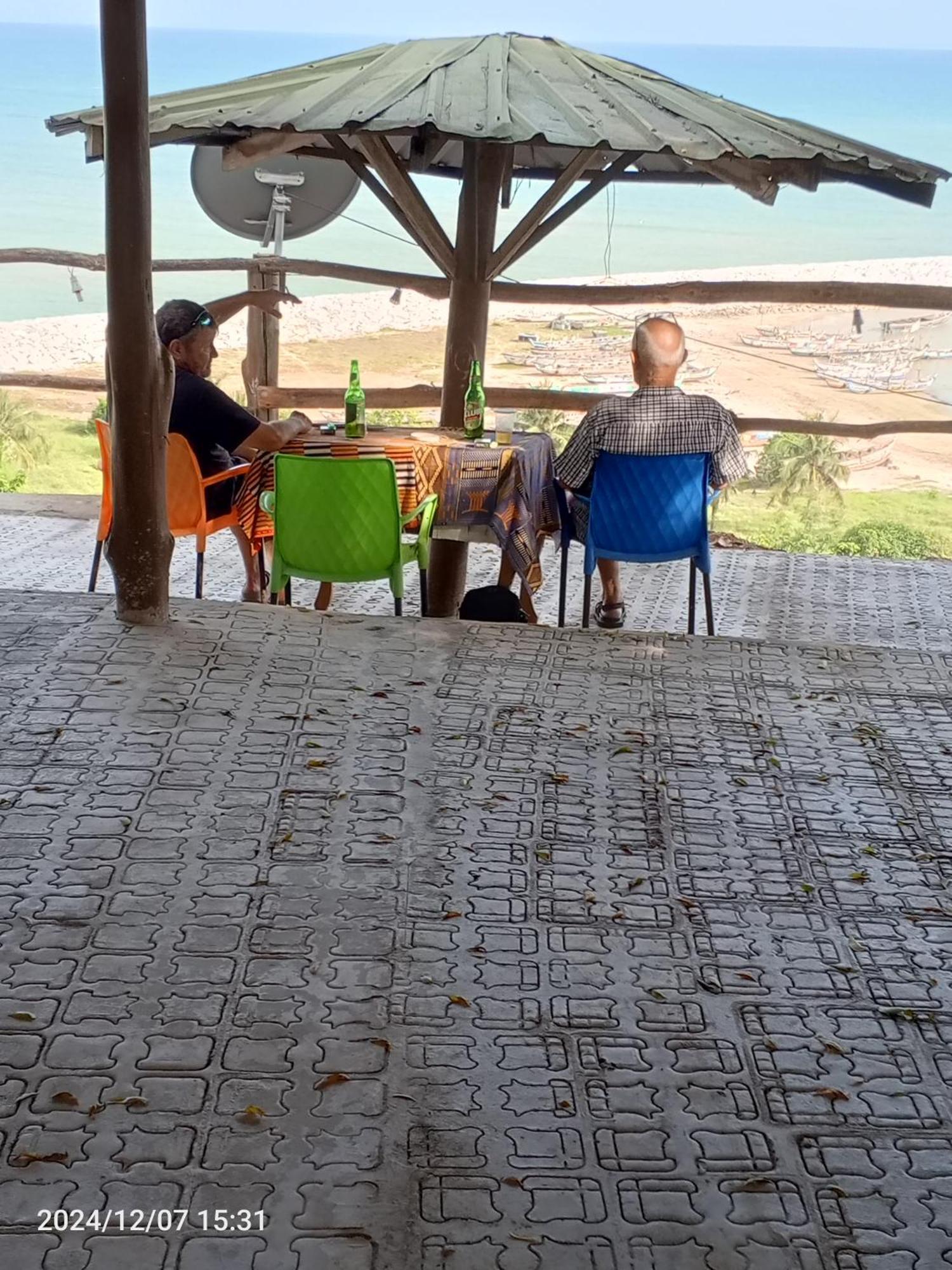 Abuesi Beach Resort Sekondi-Takoradi Экстерьер фото